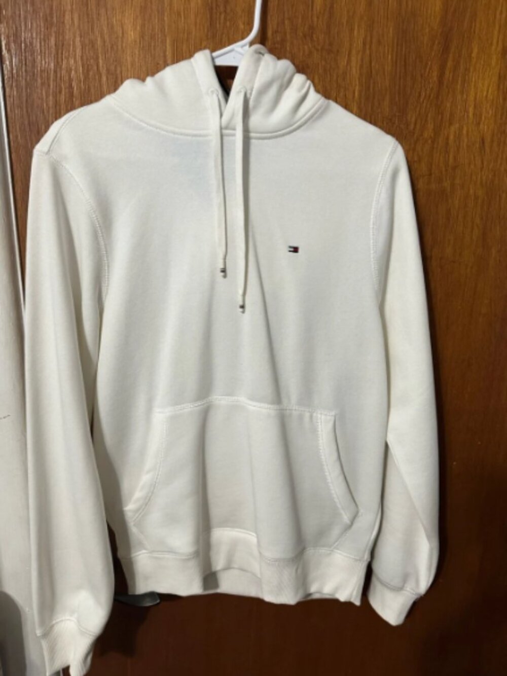 Tommy Hilfiger Men’s Cream Hoodie with Small Flag